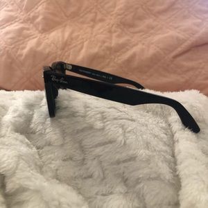 Ray-Ban Accessories - Ray Bans Original Wayfarer Classic Ray-Ban Accessories - Ray Bans Original Wayfarer Classic